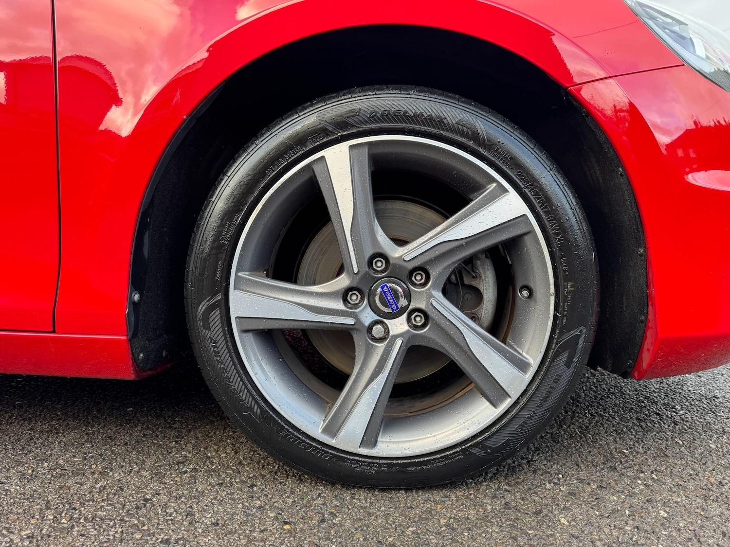 Used Volvo V40 2015 for sale - 76922545: Photo 14