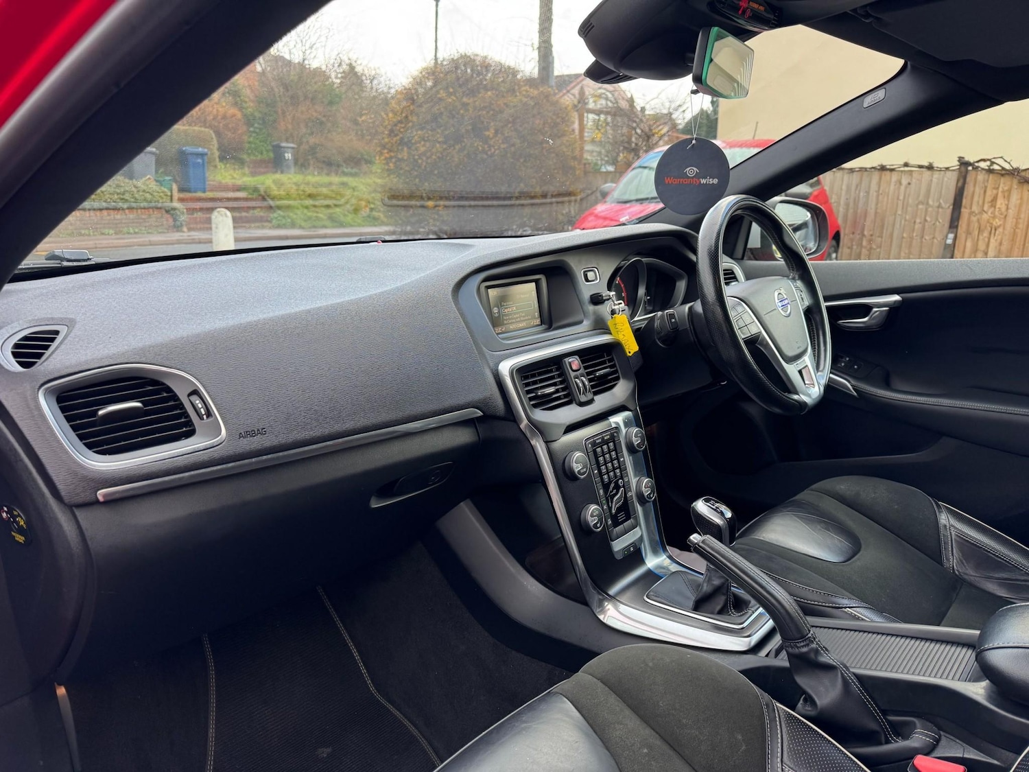 Used Volvo V40 2015 for sale - 76922545: Photo 17