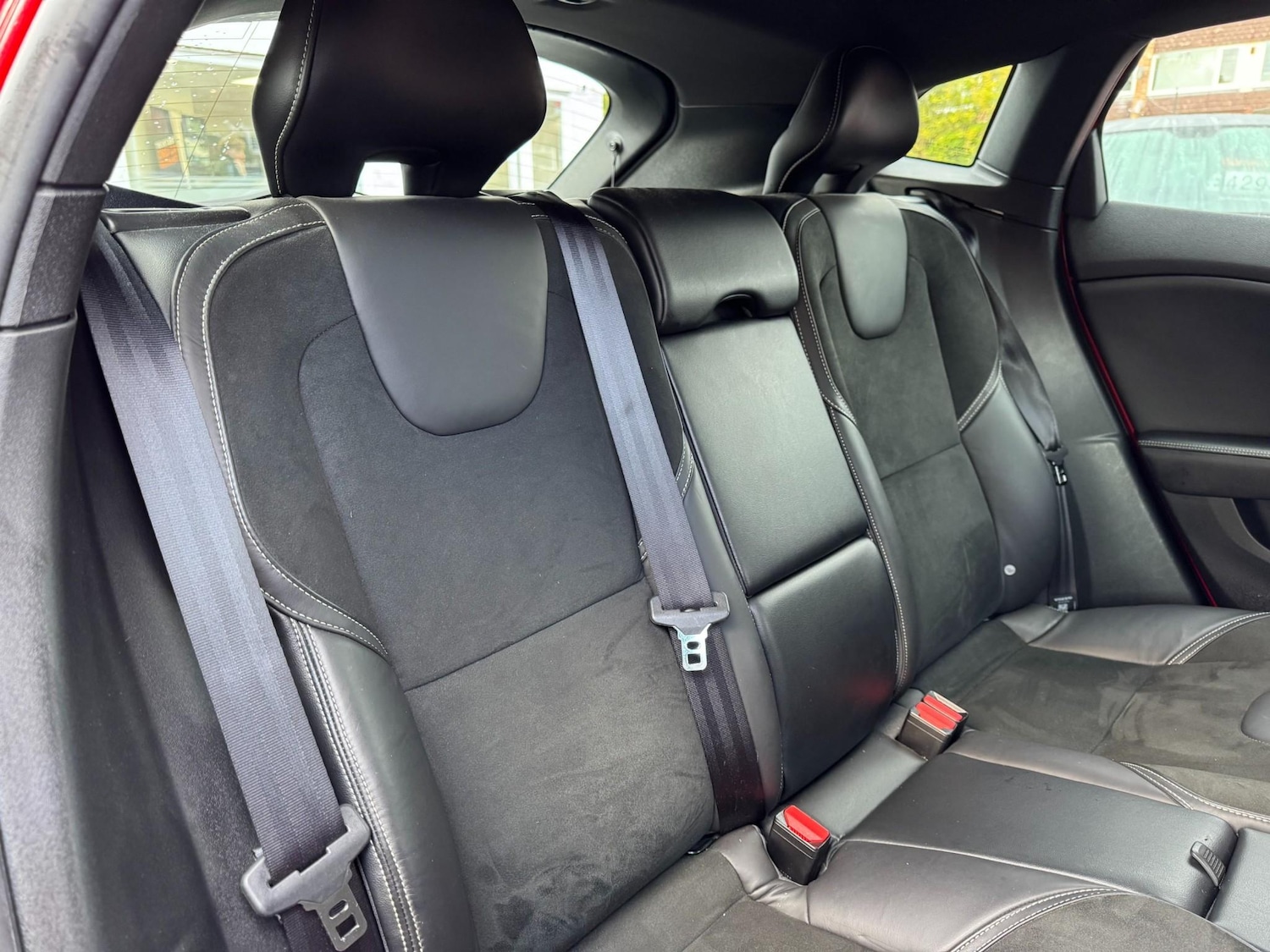 Used Volvo V40 2015 for sale - 76922545: Photo 19