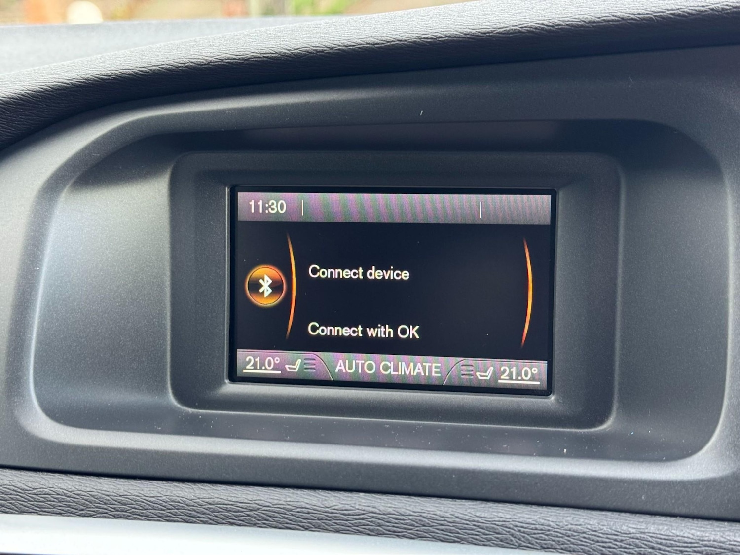 Used Volvo V40 2015 for sale - 76922545: Photo 28