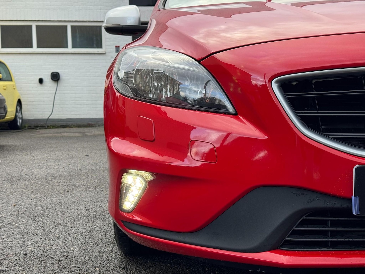 Used Volvo V40 2015 for sale - 76922545: Photo 55