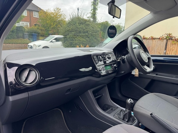 Used Volkswagen up! 2012 for sale - 76162433: Photo 17