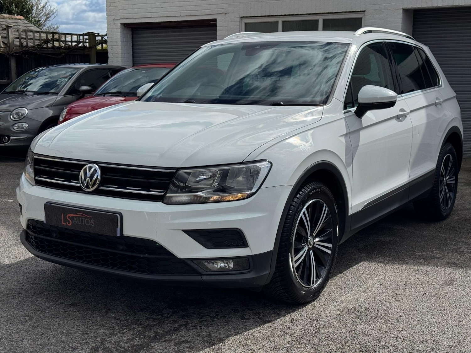 Used Volkswagen Tiguan 2018 for sale - 78021114: Photo 8