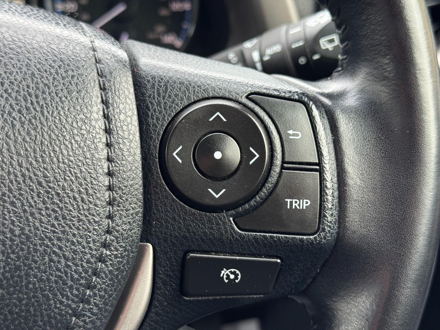 Used Toyota RAV4 2016 for sale - 77171358: Photo 44