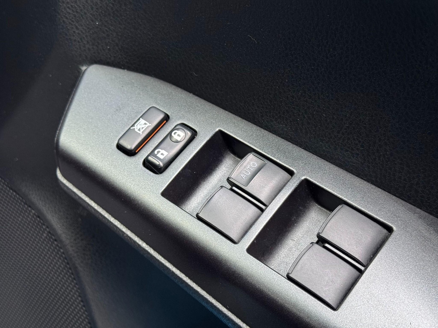 Used Toyota RAV4 2016 for sale - 77171358: Photo 50