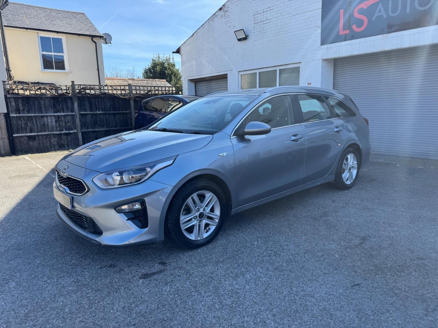 Used Kia Ceed 2019 for sale - 77976018: Photo 3