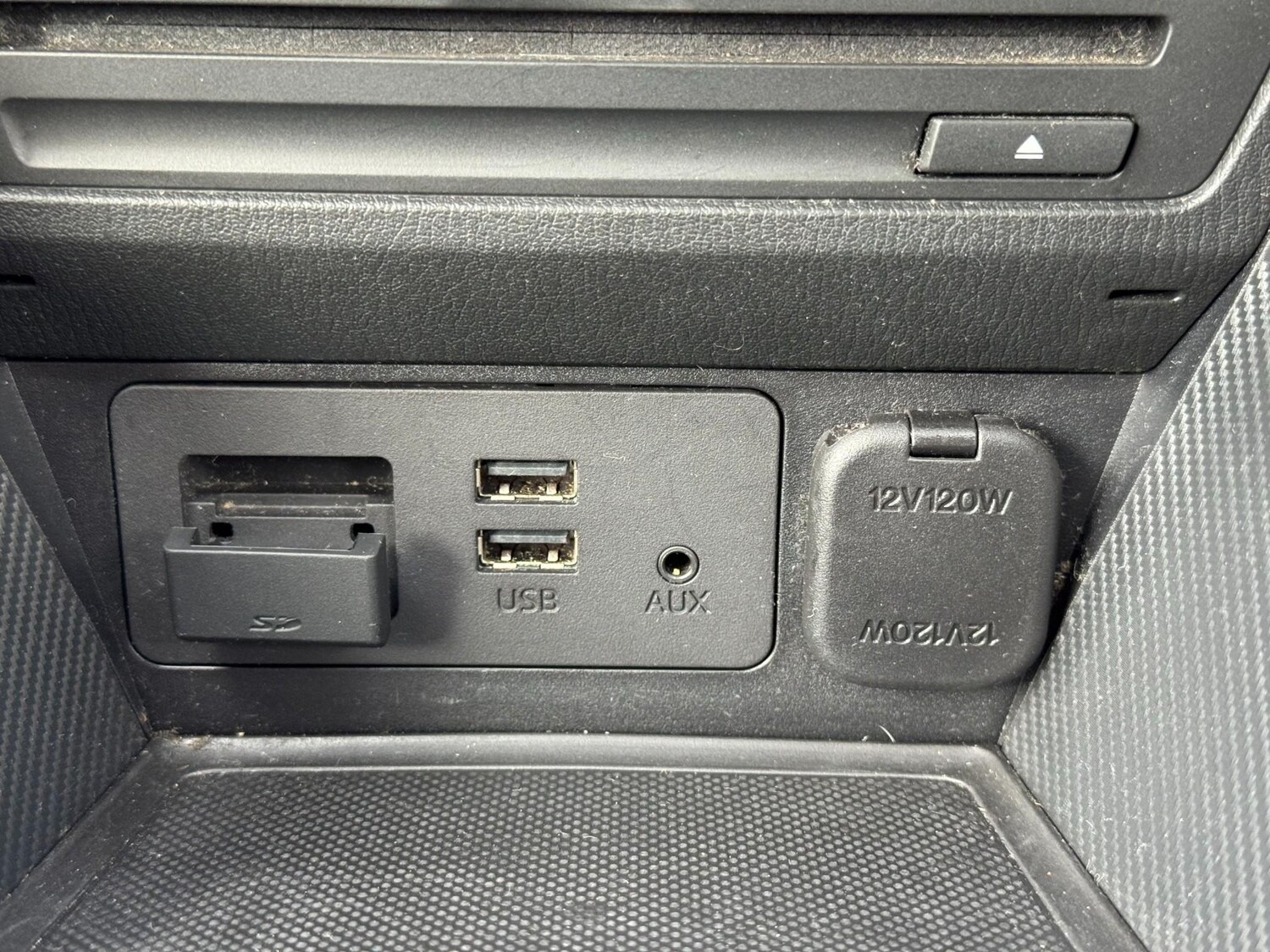 Used Mazda Mazda2 2017 for sale - 77819985: Photo 41