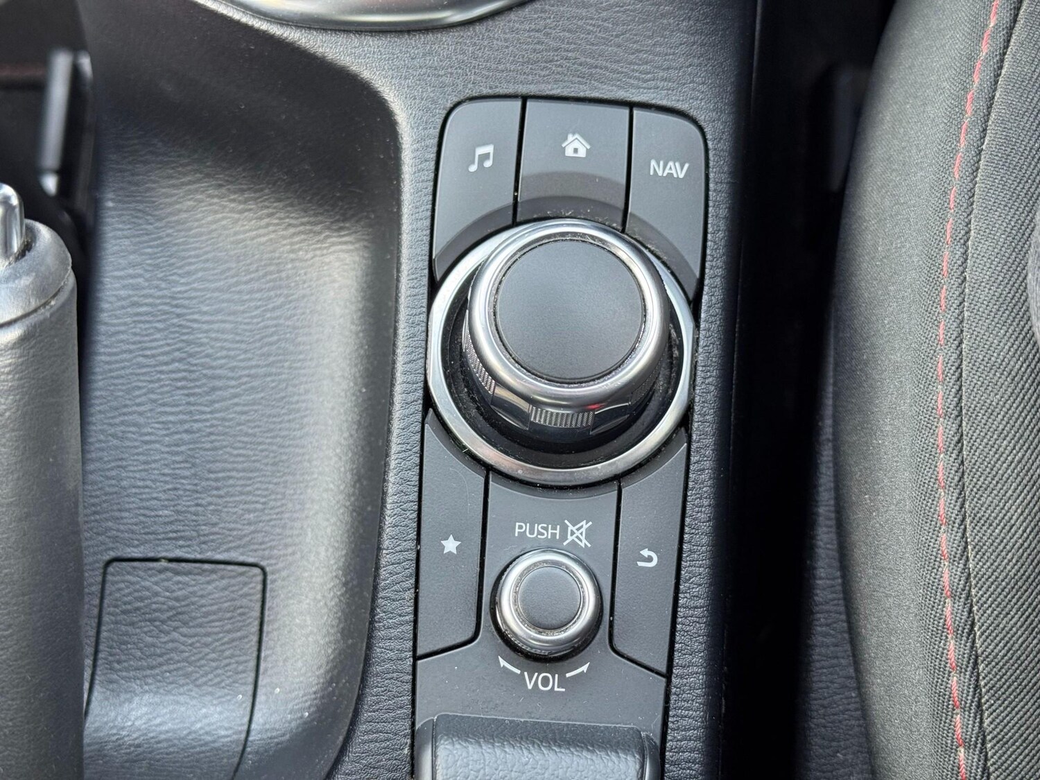 Used Mazda Mazda2 2017 for sale - 77819985: Photo 43