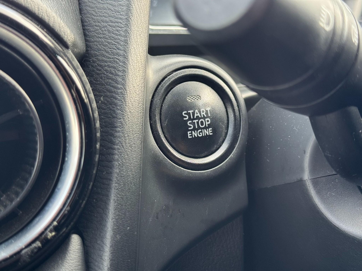 Used Mazda Mazda2 2017 for sale - 77819985: Photo 48