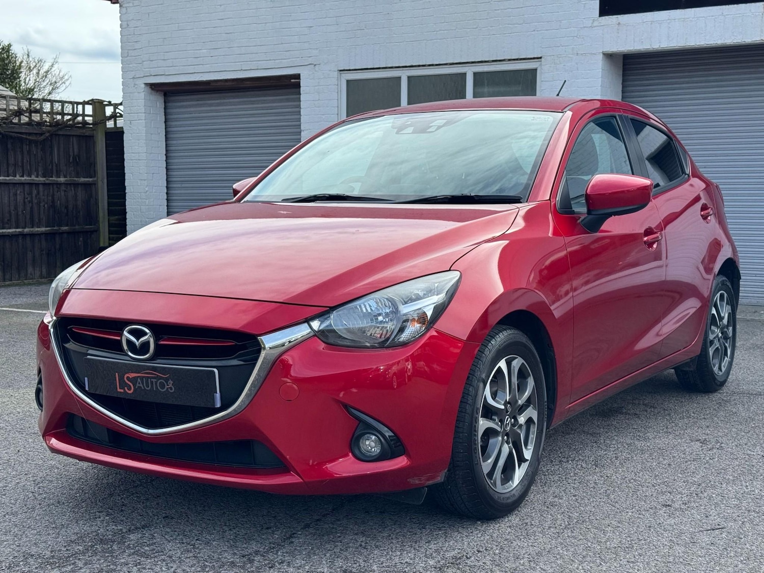 Used Mazda Mazda2 2017 for sale - 77819985: Photo 8