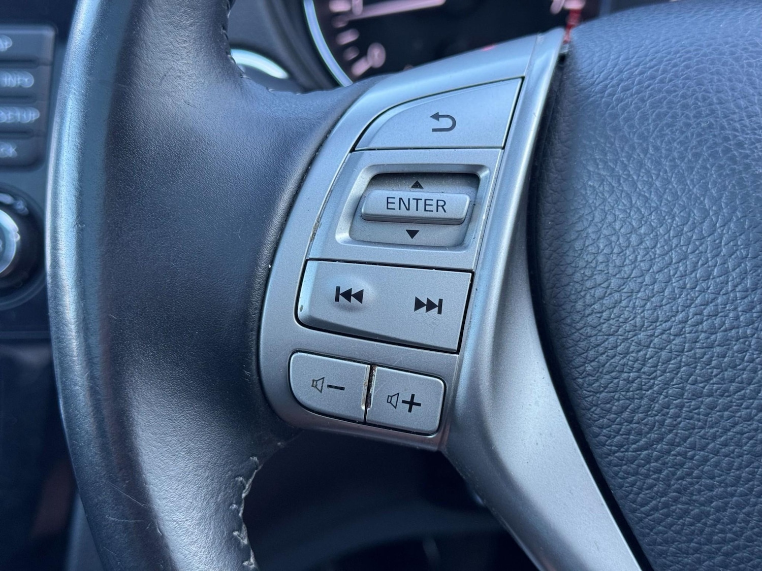 Used Nissan Qashqai 2017 for sale - 76290781: Photo 45