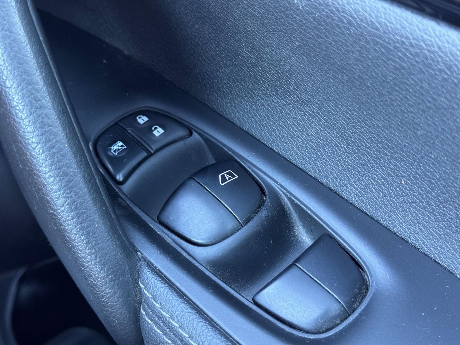 Used Nissan Qashqai 2017 for sale - 76290781: Photo 52