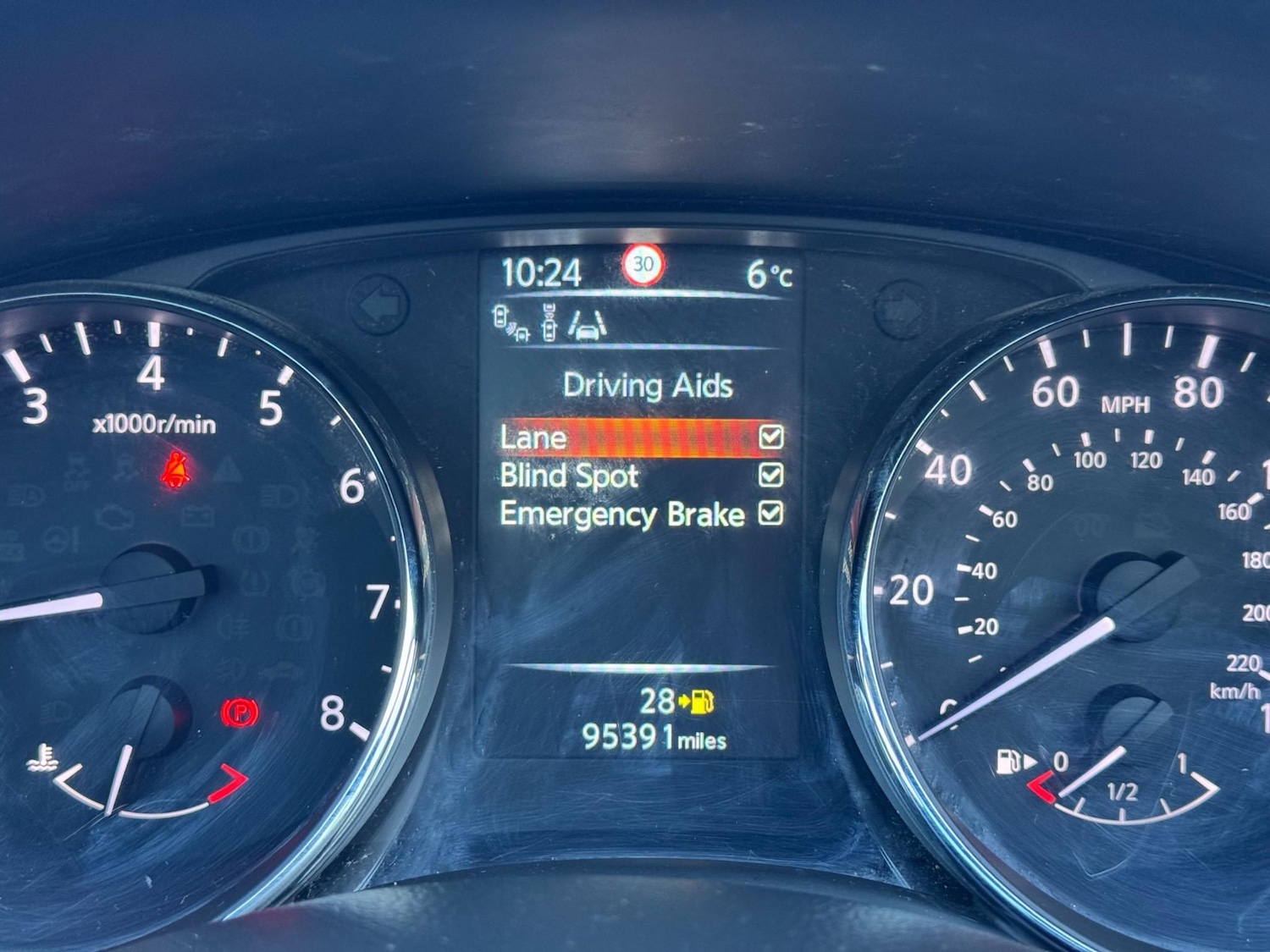 Used Nissan Qashqai 2017 for sale - 76290781: Photo 53