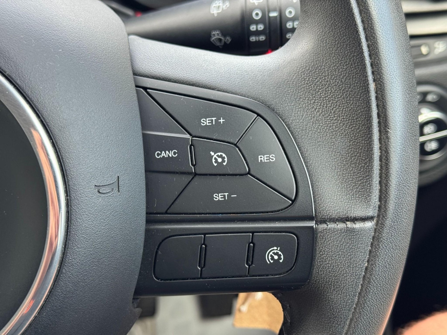 Used Fiat 500X 2015 for sale - 76394993: Photo 40