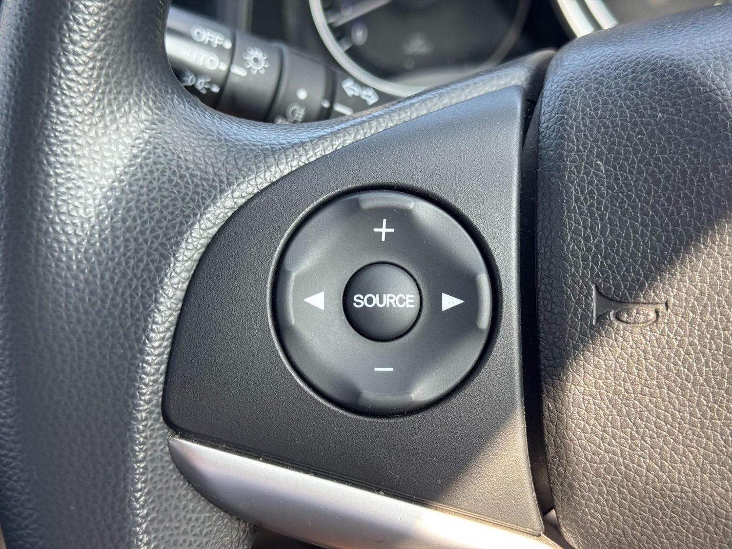 Used Honda Jazz 2018 for sale - 76372167: Photo 42