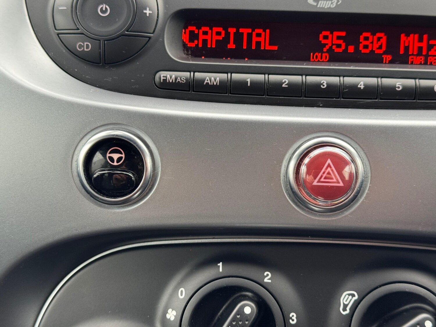 Used Fiat 500 2013 for sale - 77791683: Photo 31