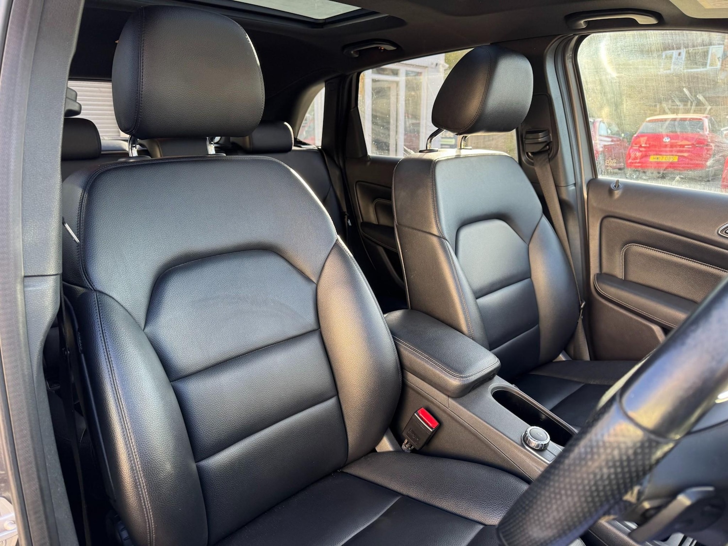 Used Mercedes-Benz B Class 2014 for sale - 77840776: Photo 21