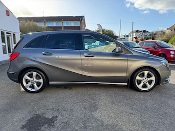 Used Mercedes-Benz B Class 2014 for sale - 77840776: Photo