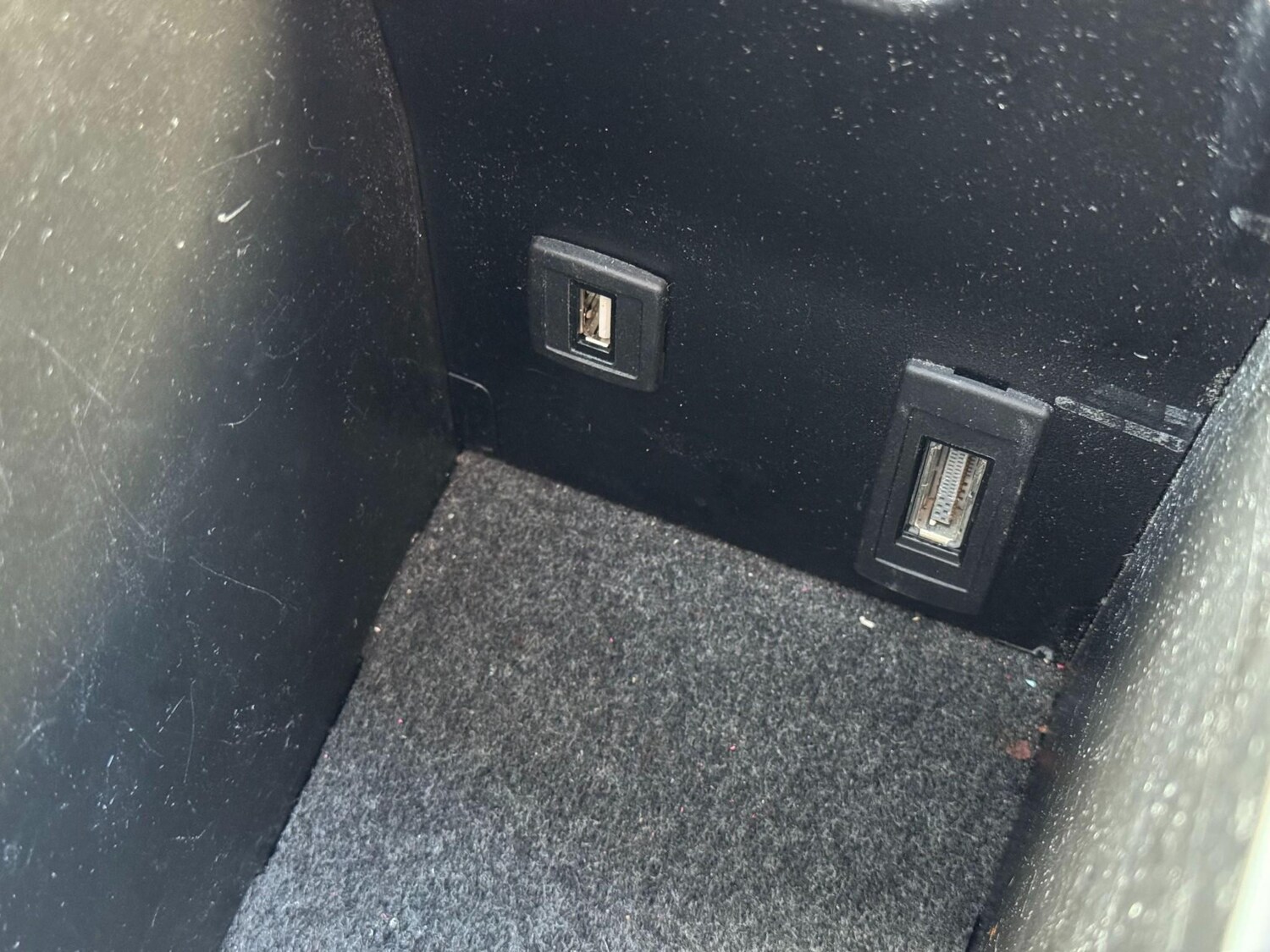 Used Mercedes-Benz B Class 2014 for sale - 77840776: Photo 42