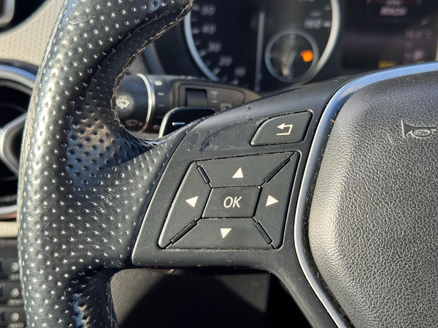 Used Mercedes-Benz B Class 2014 for sale - 77840776: Photo 43