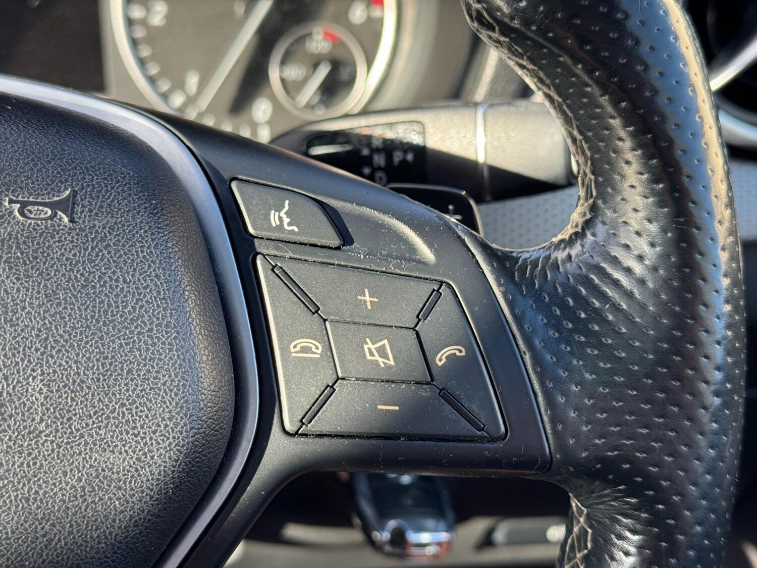 Used Mercedes-Benz B Class 2014 for sale - 77840776: Photo 44