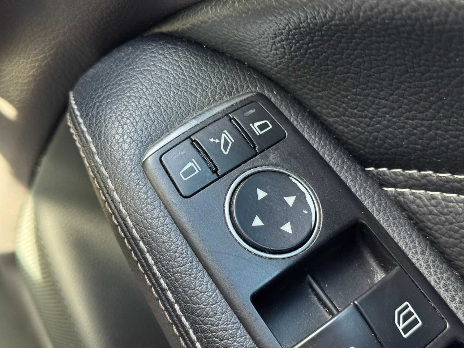 Used Mercedes-Benz B Class 2014 for sale - 77840776: Photo 50