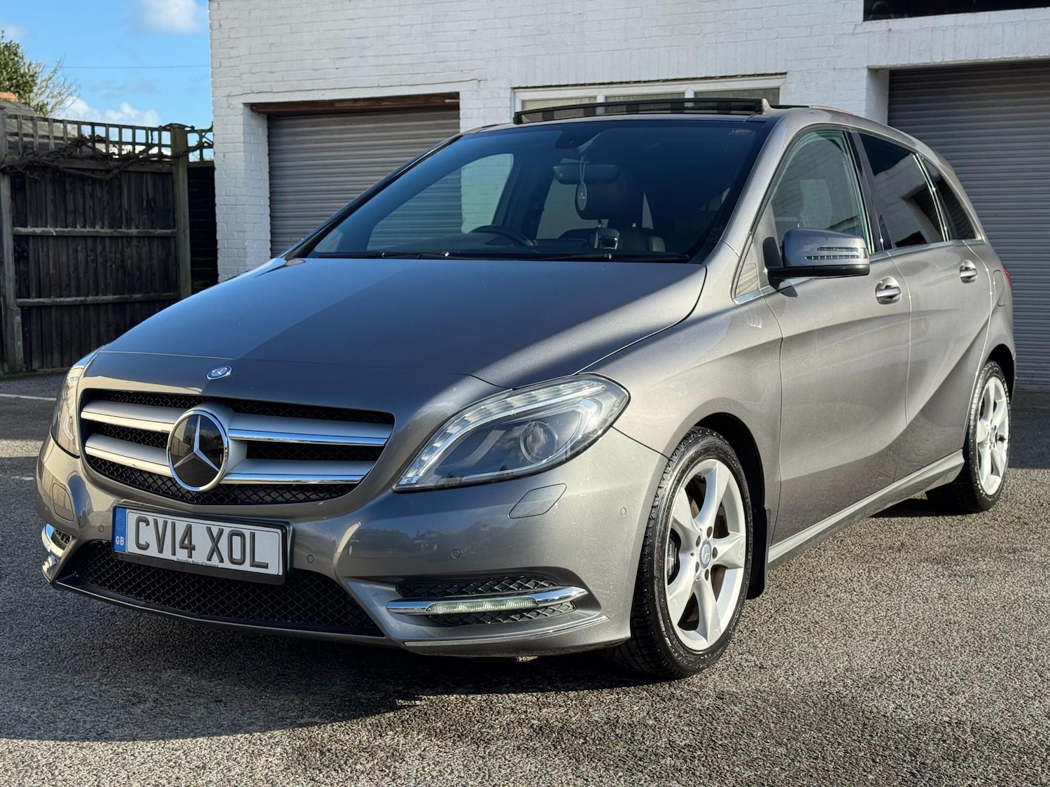 Used Mercedes-Benz B Class 2014 for sale - 77840776: Photo 8
