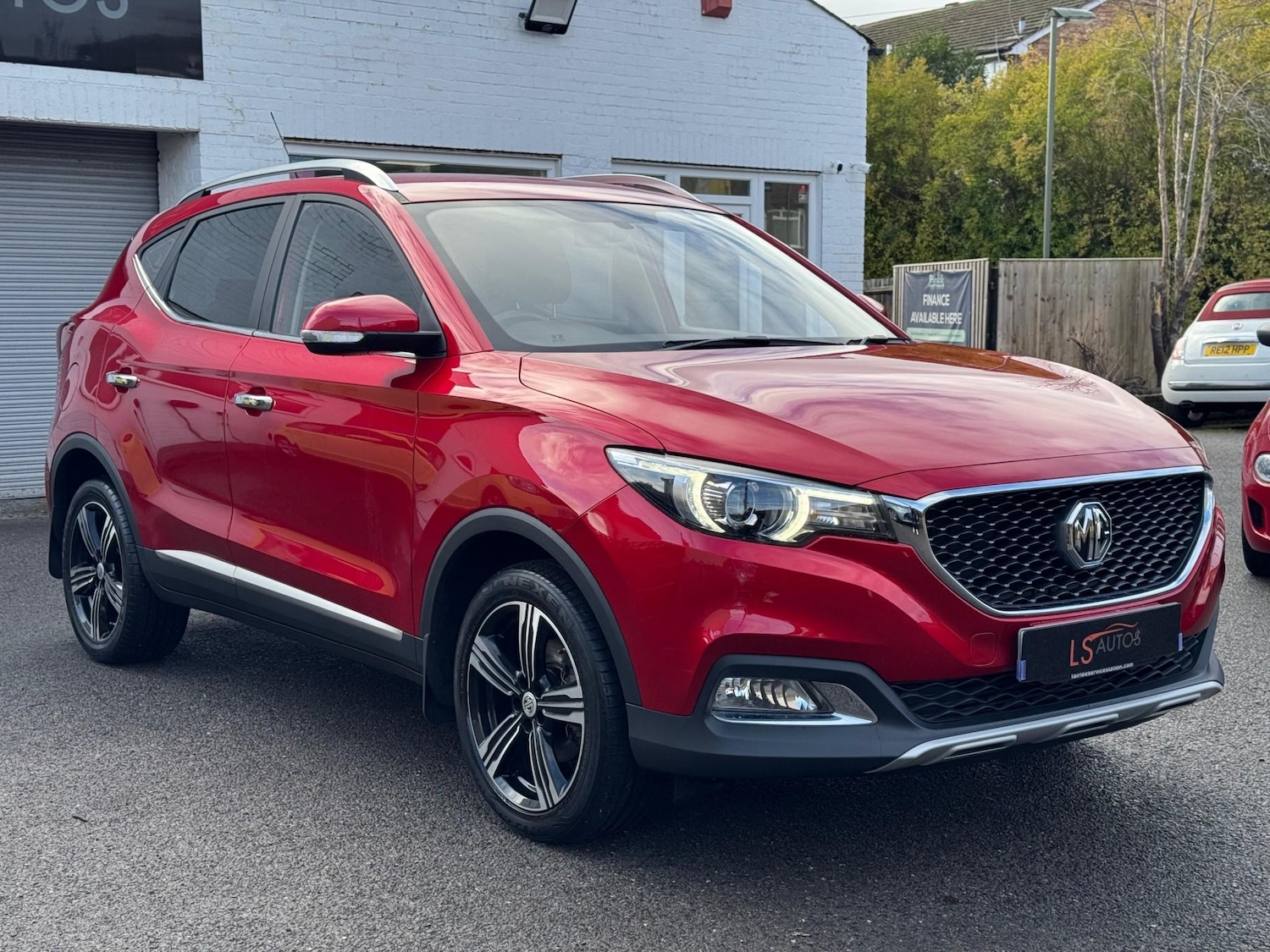 Used MG MG ZS 2017 for sale - 76840333: Photo 2