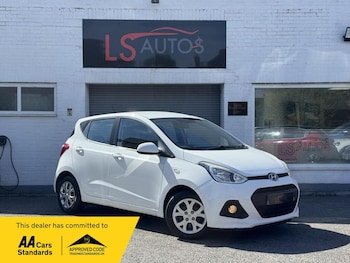 Used Hyundai i10 2014 for sale - 79469523: Photo