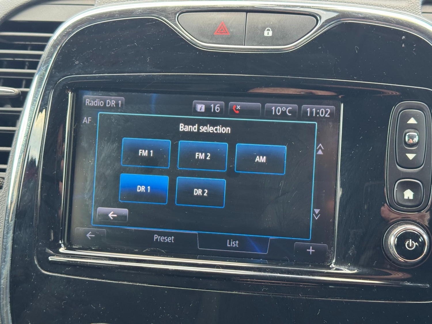 Used Renault Captur 2016 for sale - 76949478: Photo 28