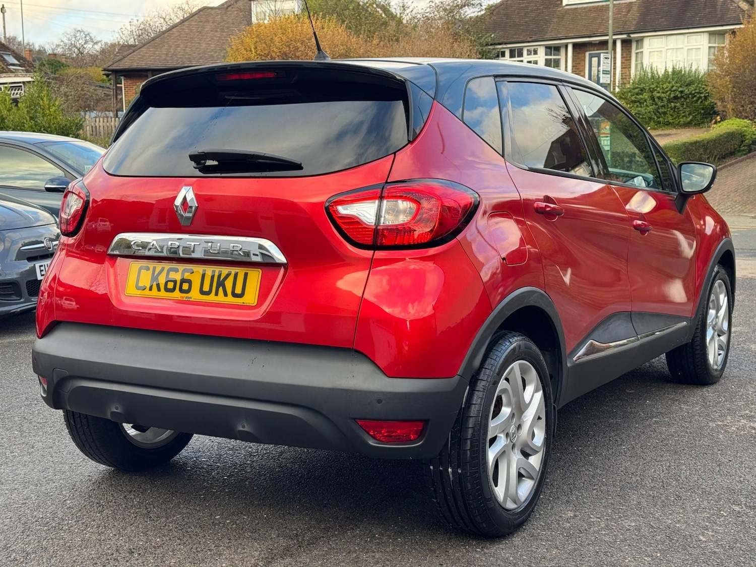 Used Renault Captur 2016 for sale - 76949478: Photo 4