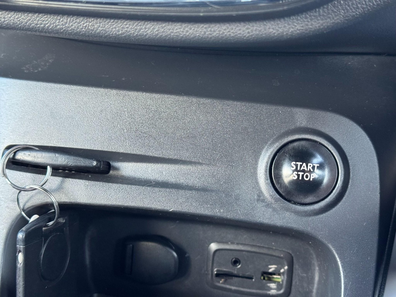 Used Renault Captur 2016 for sale - 76949478: Photo 41