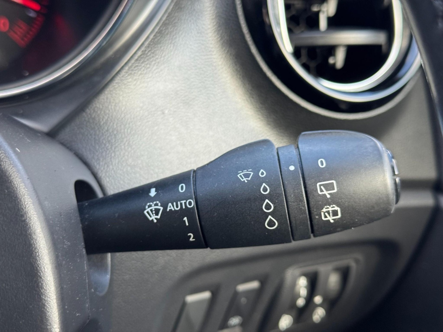 Used Renault Captur 2016 for sale - 76949478: Photo 48