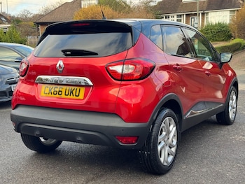 Used Renault Captur 2016 for sale - 76949478: Photo