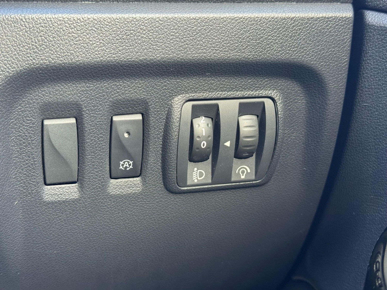 Used Renault Captur 2016 for sale - 76949478: Photo 50