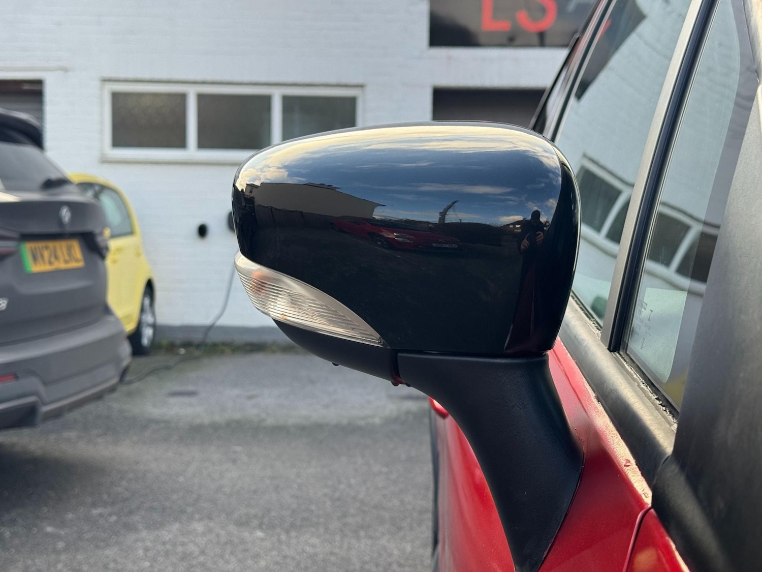 Used Renault Captur 2016 for sale - 76949478: Photo 56