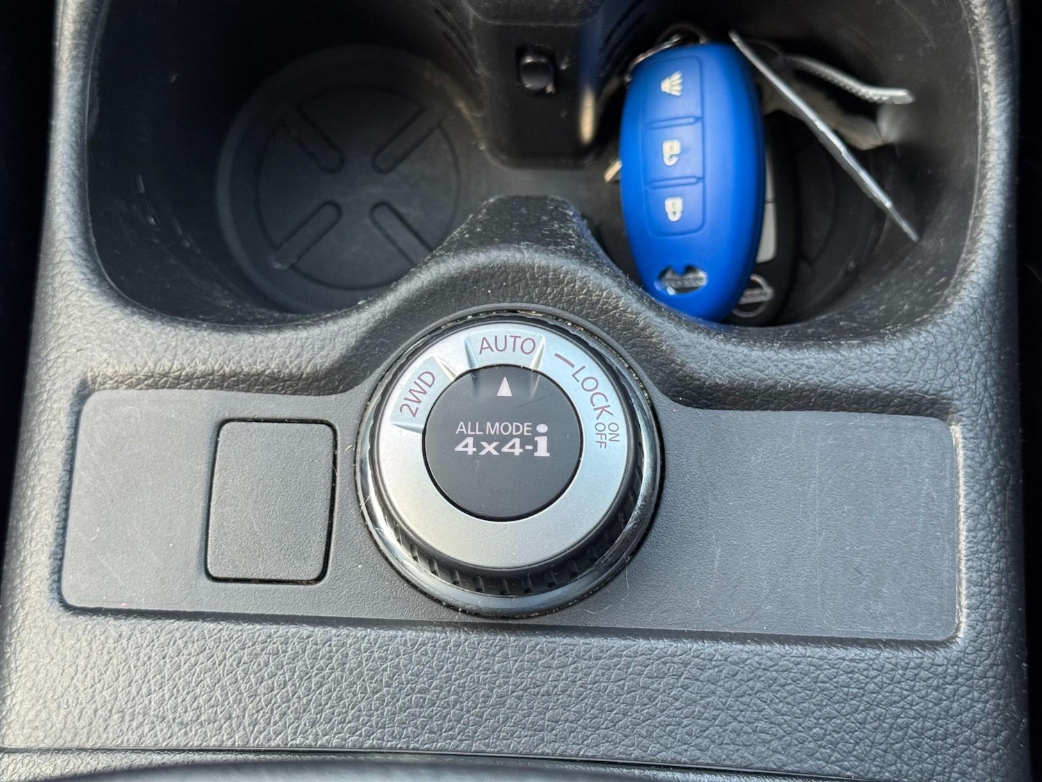 Used Nissan X-Trail 2017 for sale - 76716049: Photo 47