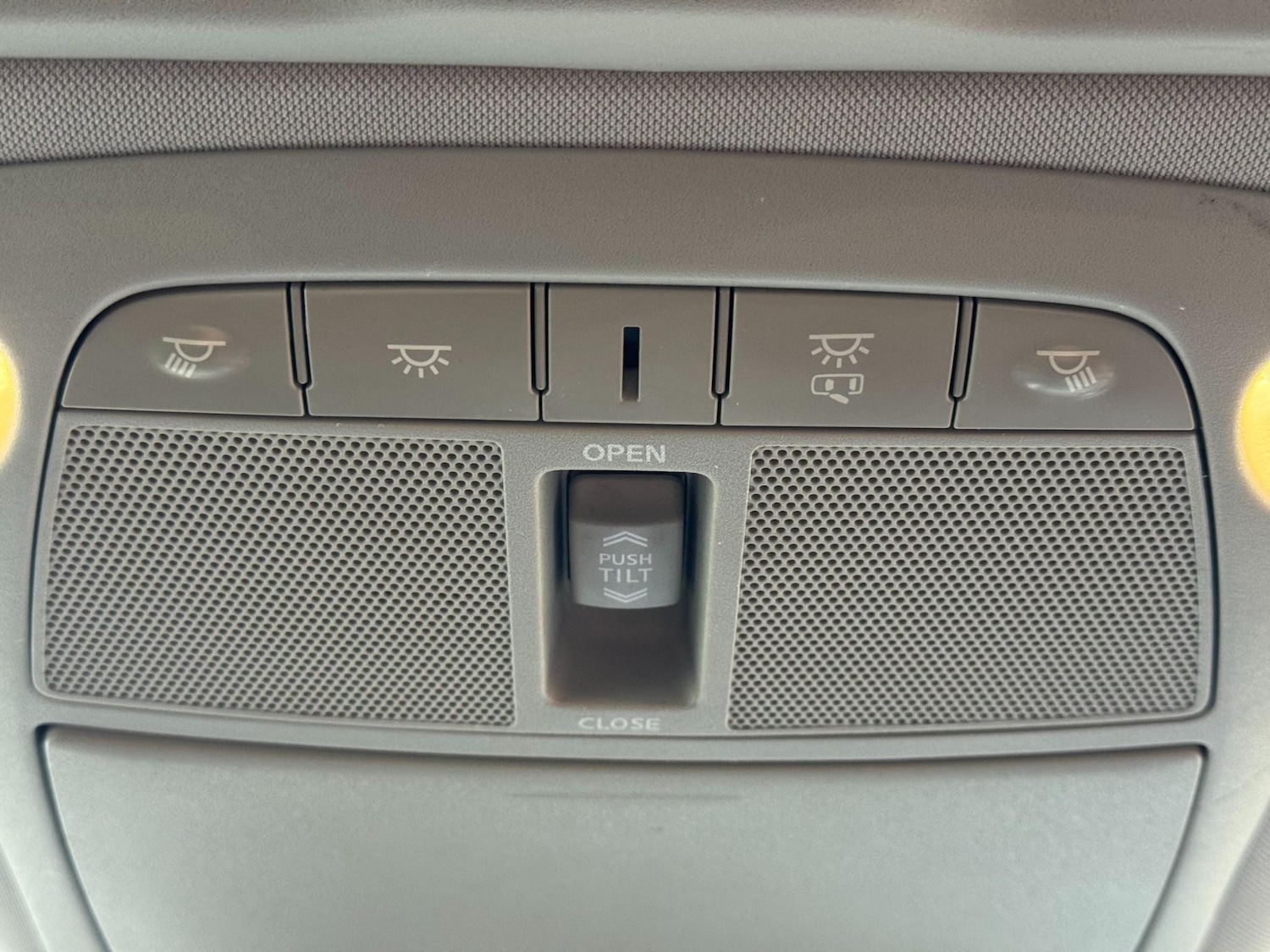 Used Nissan X-Trail 2017 for sale - 76716049: Photo 57