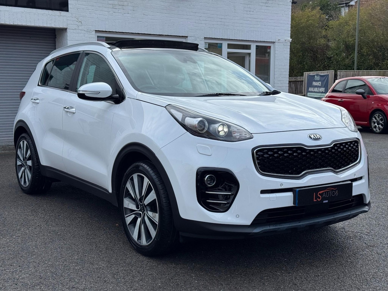 Used Kia Sportage 2017 for sale - 77382032: Photo 2