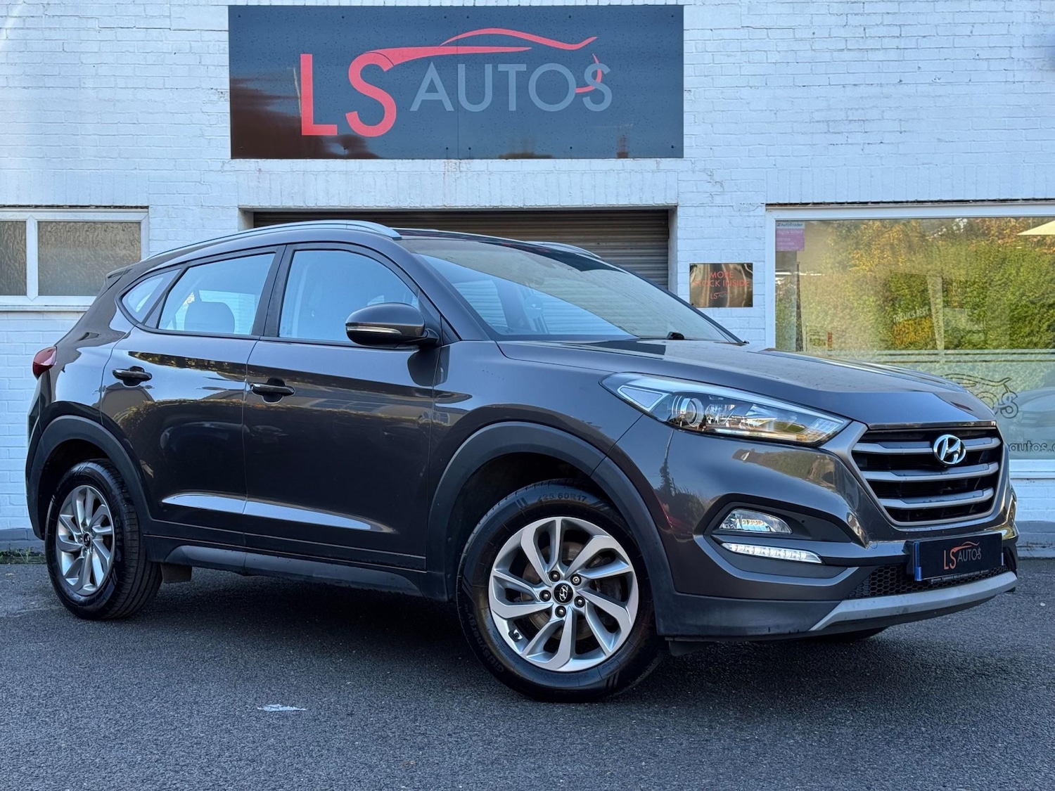 Used Hyundai TUCSON 2017 for sale - 76290785: Photo 1