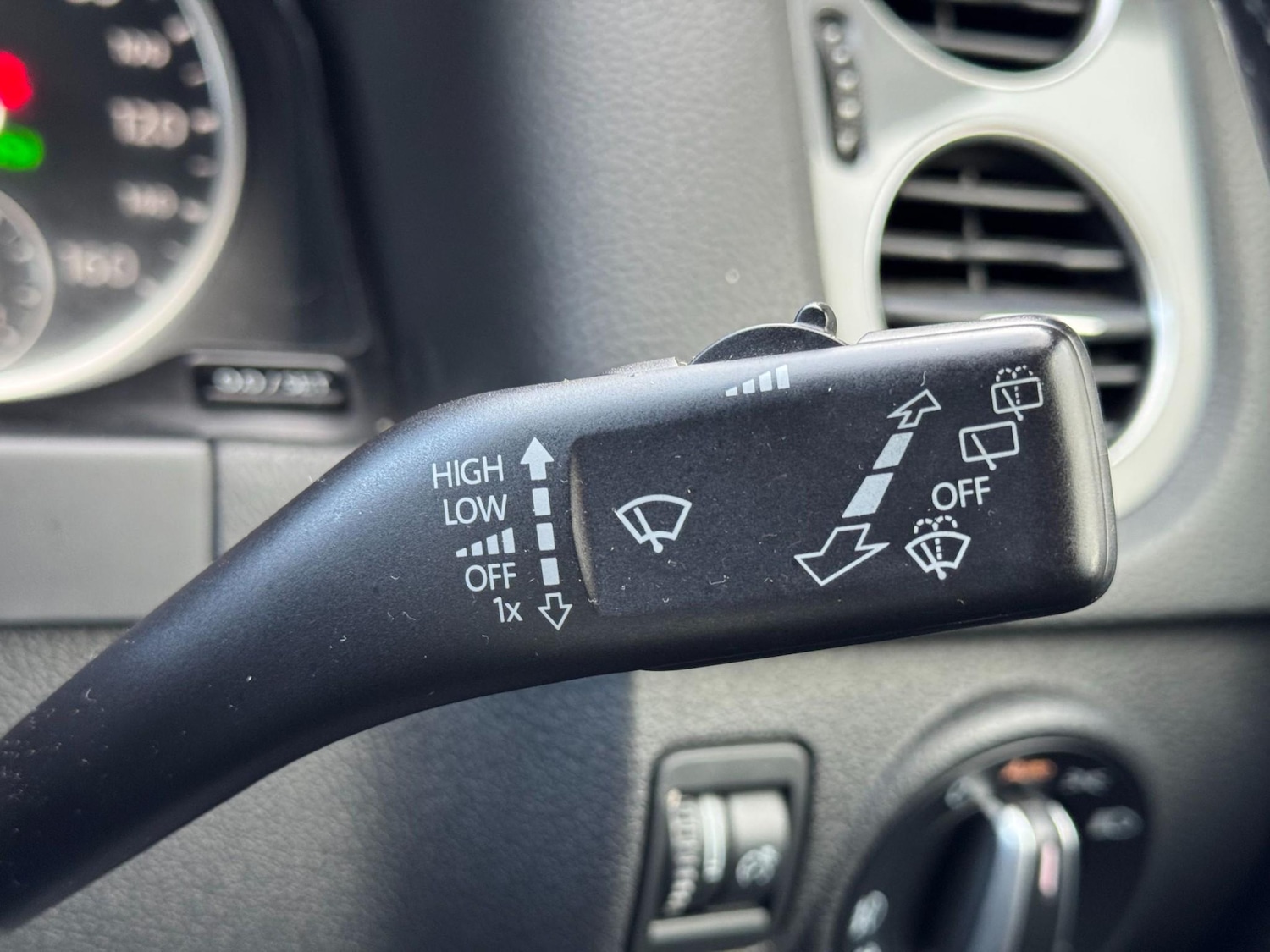 Used Volkswagen Tiguan 2014 for sale - 77226239: Photo 48