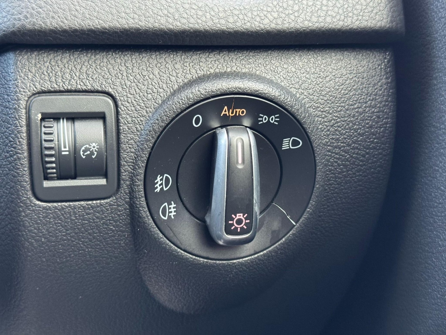 Used Volkswagen Tiguan 2014 for sale - 77226239: Photo 49