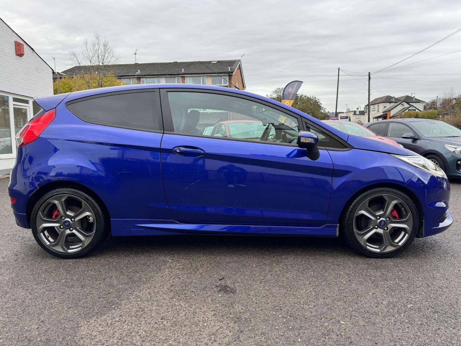 Used Ford Fiesta 2015 for sale - 76887877: Photo 3