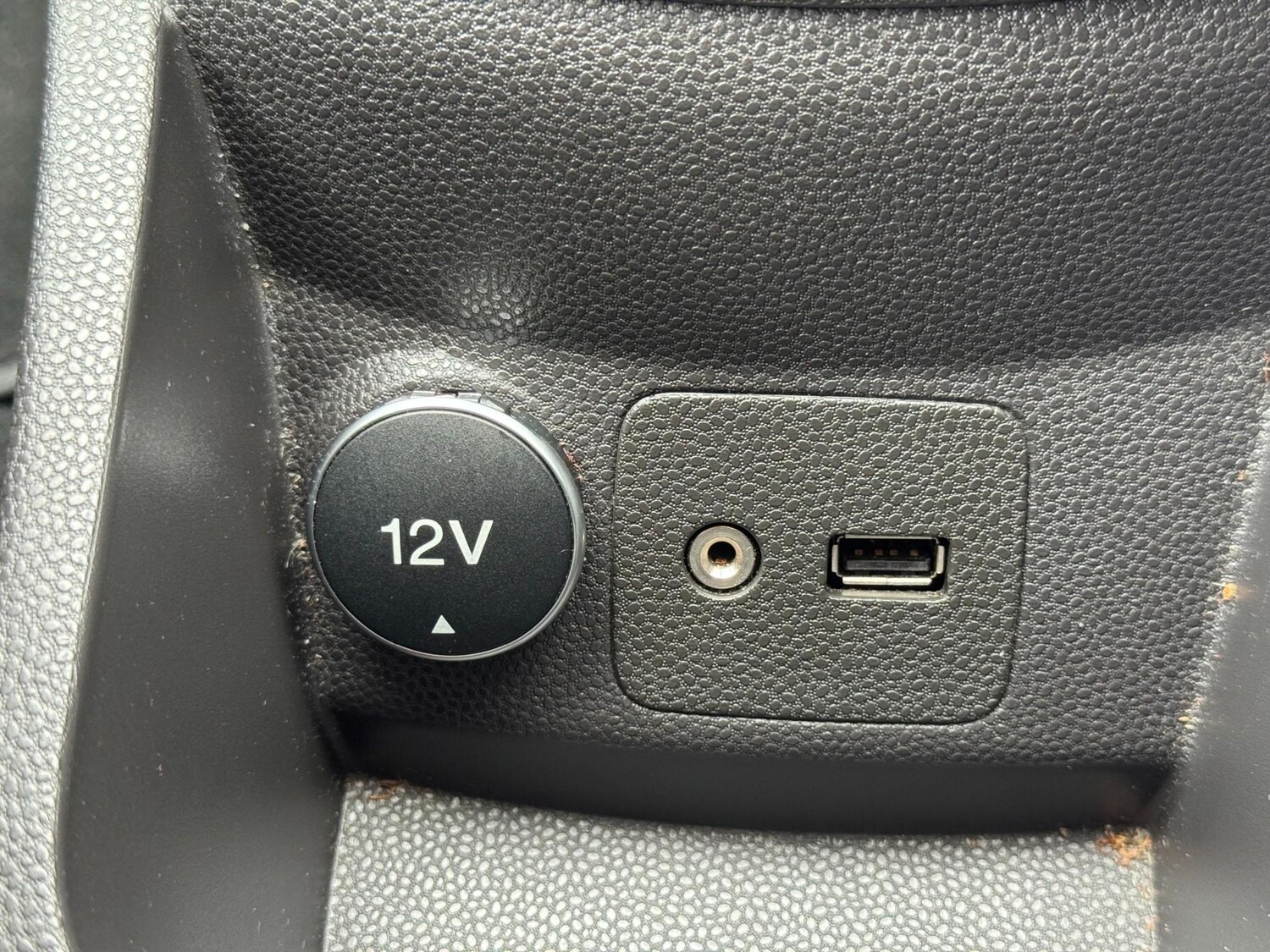 Used Ford Fiesta 2015 for sale - 76887877: Photo 46