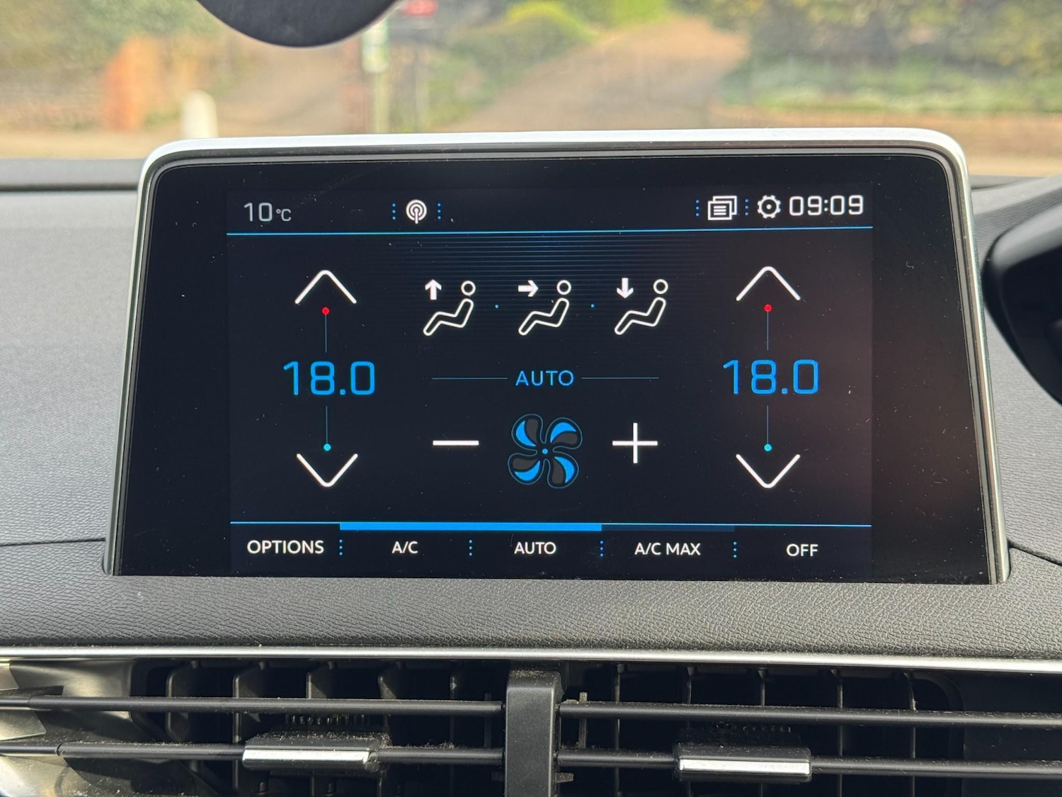 Used Peugeot 3008 2019 for sale - 78205924: Photo 40