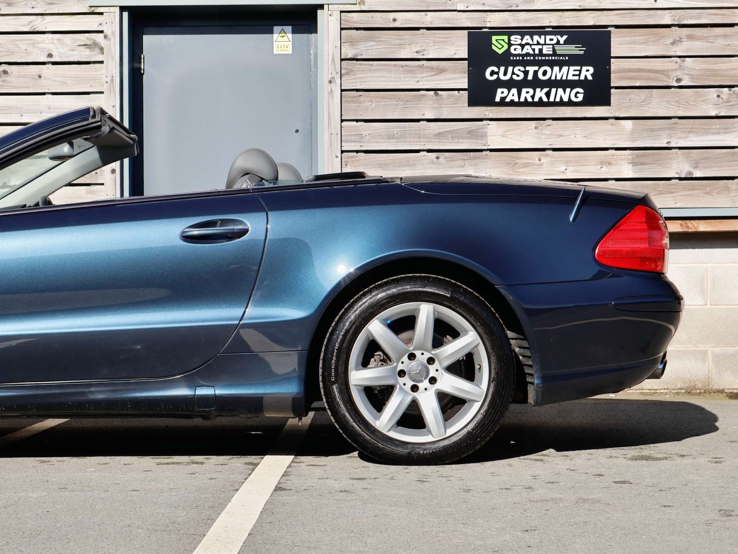 Used Mercedes-Benz SL 2003 for sale - 78064252: Photo 11