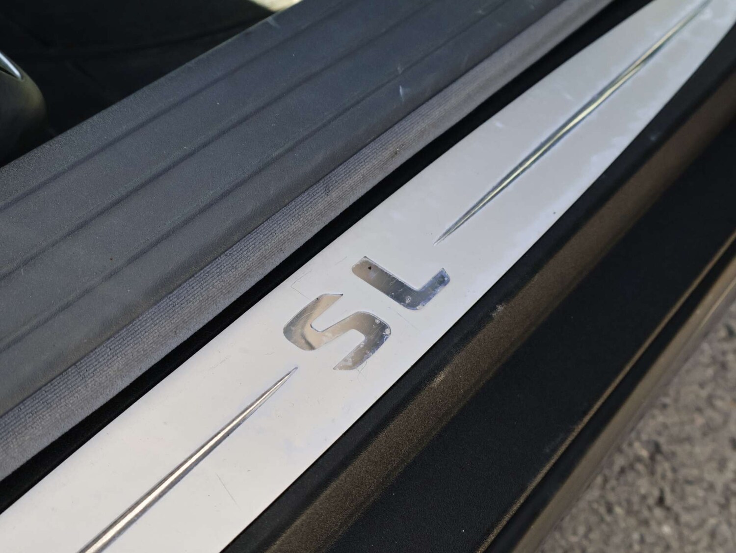 Used Mercedes-Benz SL 2003 for sale - 78064252: Photo 30