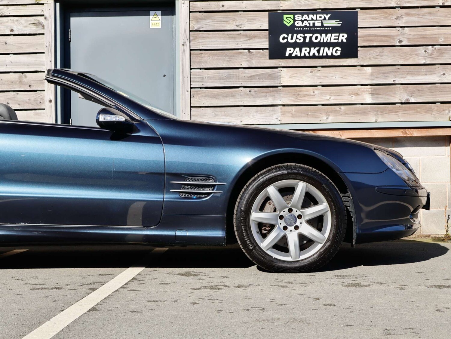 Used Mercedes-Benz SL 2003 for sale - 78064252: Photo 9