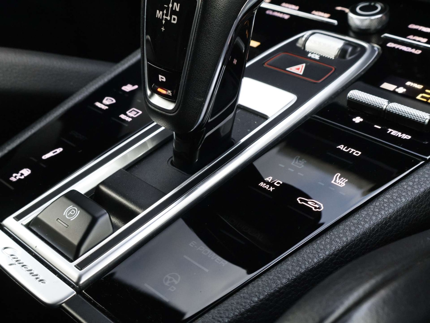 Used Porsche Cayenne 2018 for sale - 77640583: Photo 30