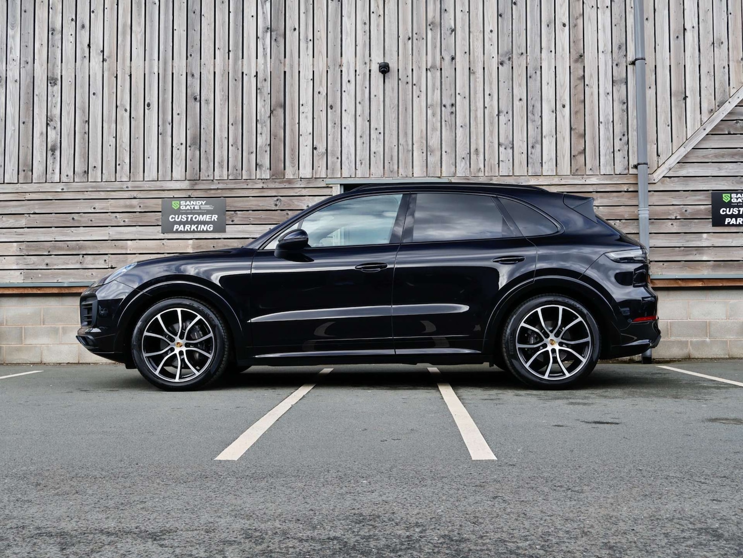 Used Porsche Cayenne 2018 for sale - 77640583: Photo 7